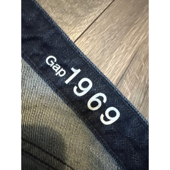 Gap 1969 High Rise Crop Jeans 31R Womens Denim Dark Wash Straight Leg Casual - Picture 3 of 10